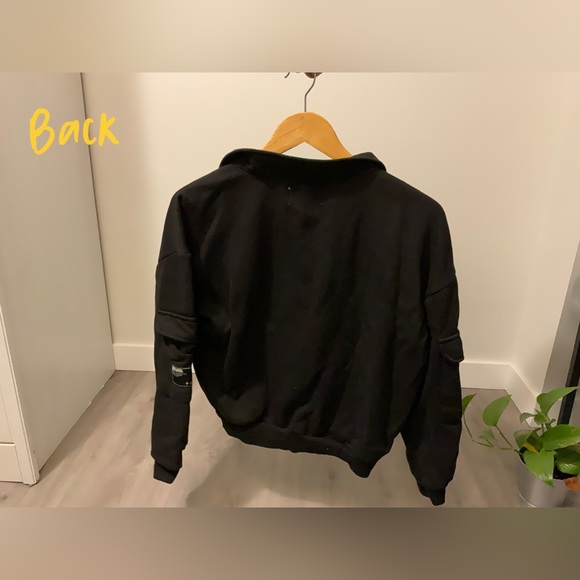 Pull&Bear Black Jumper with Zipper on Front - Picture 3 of 3